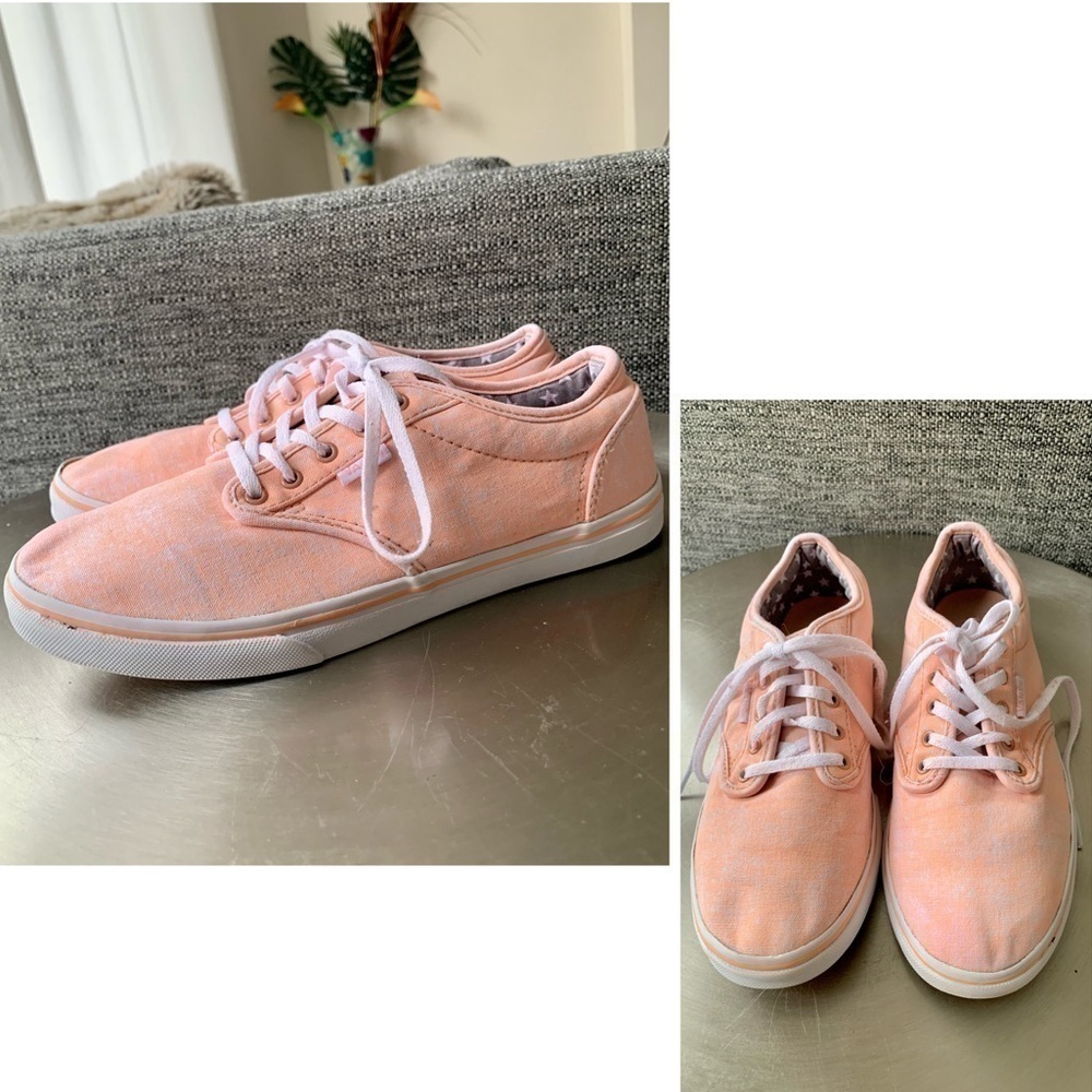 𝅺VANS Canvas Lace Up Sneakers skate Shoes hipster Women’s 7 pastel peach coral